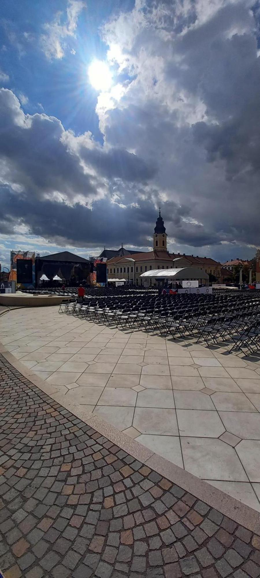 Luna Oradea Ngoại thất bức ảnh