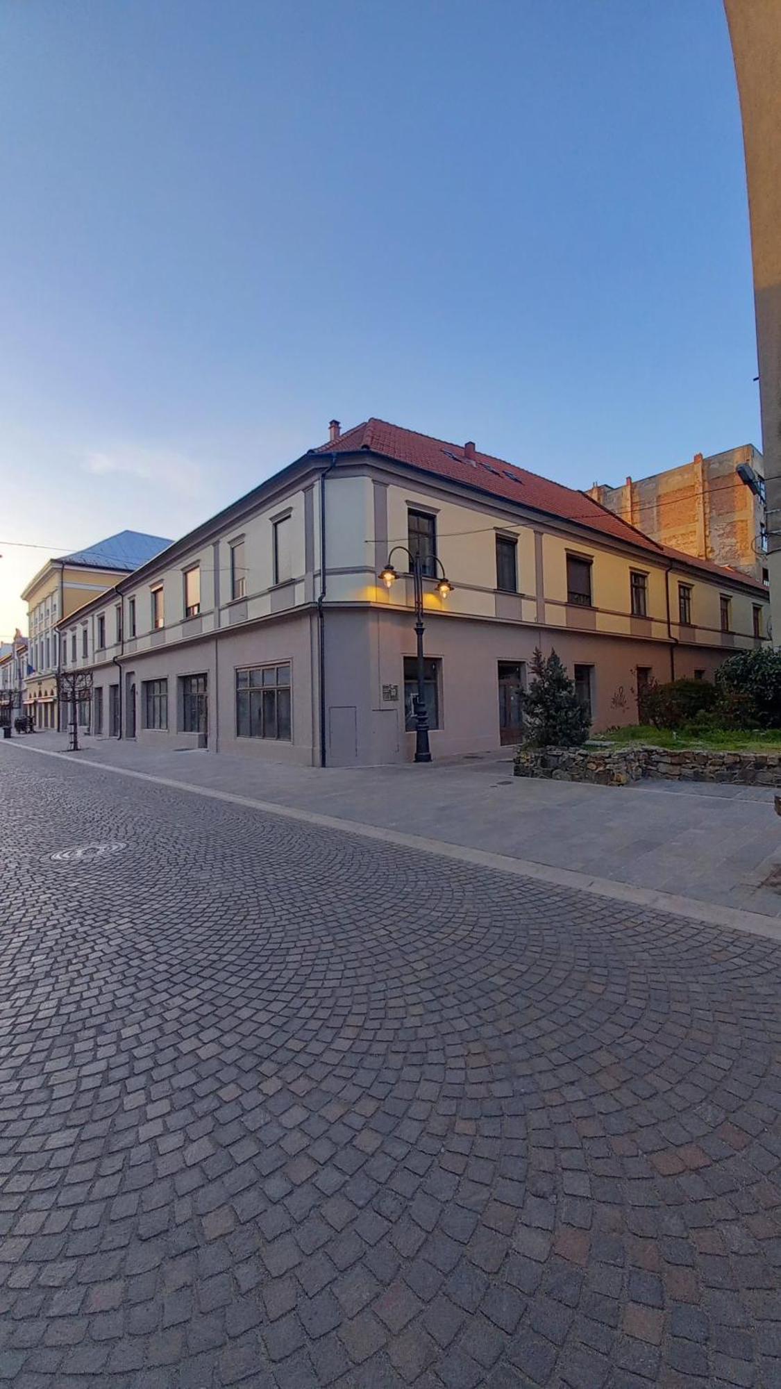 Luna Oradea Ngoại thất bức ảnh